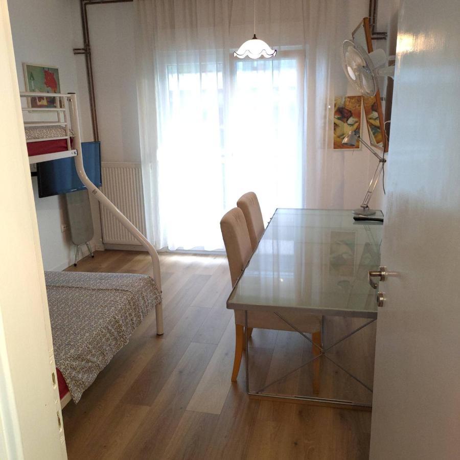 Promenade Apartment With Sea View Салоники Экстерьер фото