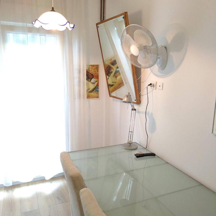 Promenade Apartment With Sea View Салоники Экстерьер фото